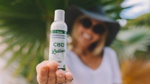 Can CBD Help with Anti-Aging? Here’s What You Need to Know