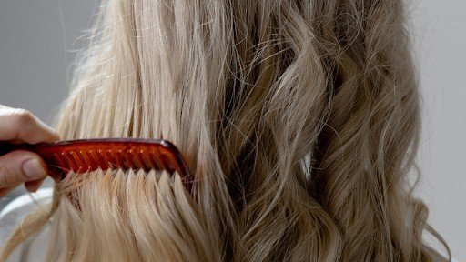 Why Your Hair Might Be Tangling Easily