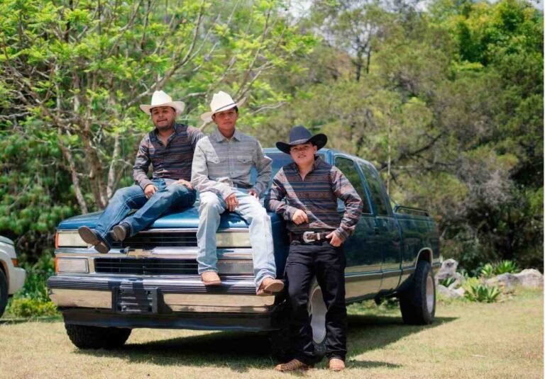 Embracing Tradition Elevating Your Style with Men's Country Clothing